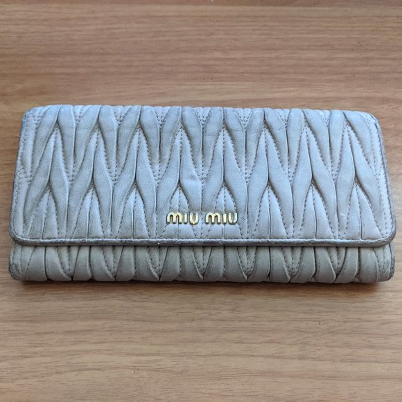 Miu Miu Wallet - Picture 1 of 13
